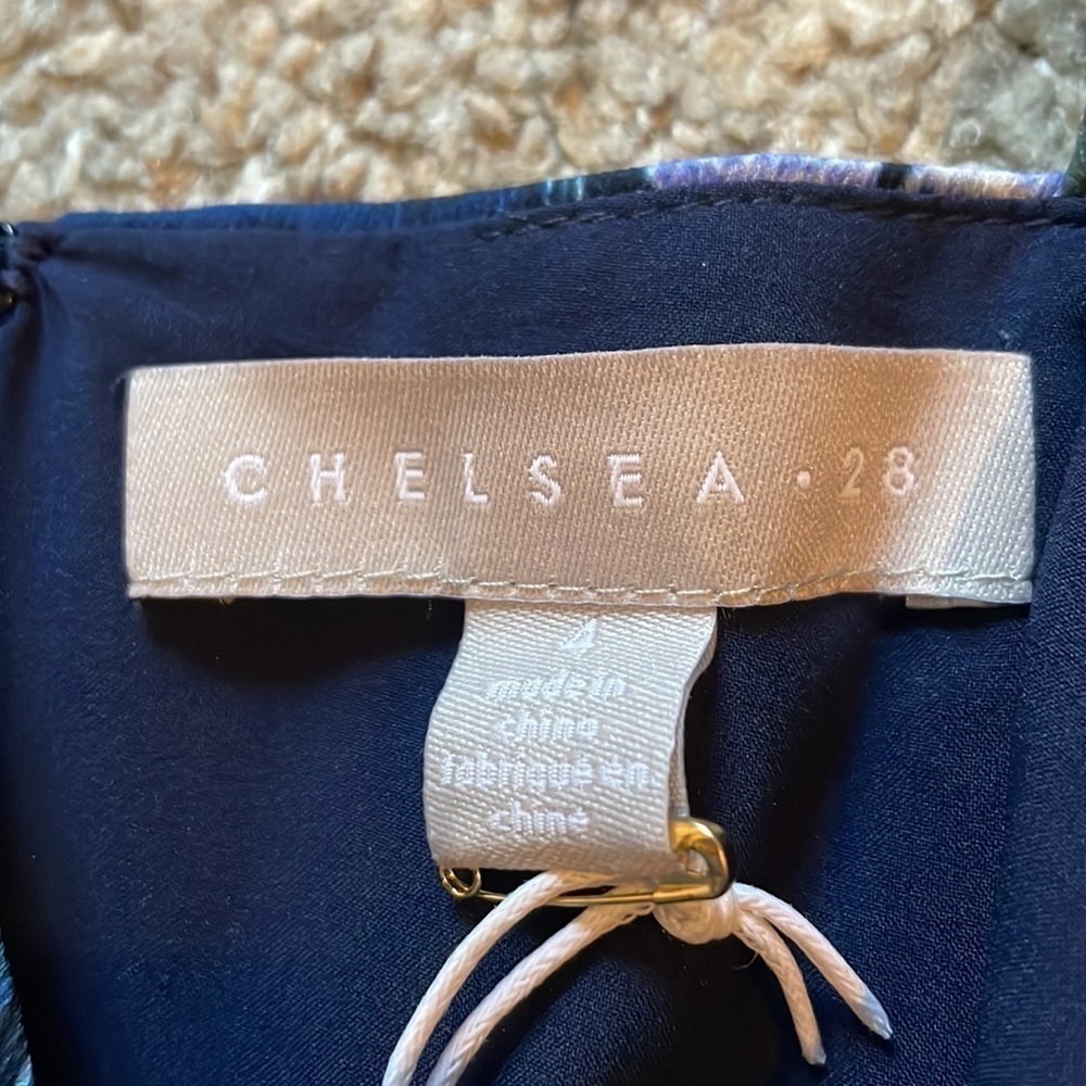 Womens Chelsea.28 dress. - Picture 6 of 7